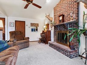 159 Hunt Drive, Horsham PA 19044