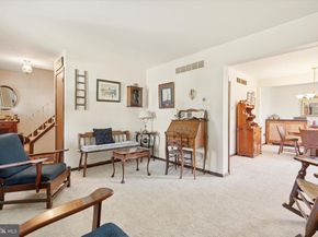 159 Hunt Drive, Horsham PA 19044