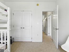 1418 N Rhodes Street B422, Arlington VA 22209
