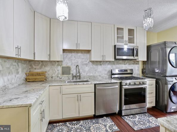 3701 S George Mason Drive 205N, Falls Church VA 22041