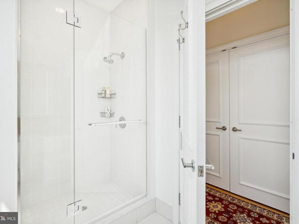 1425 Locust Street 33A, Philadelphia PA 19102