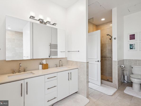 1425 Locust Street 33A, Philadelphia PA 19102