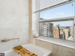 1425 Locust Street 33A, Philadelphia PA 19102