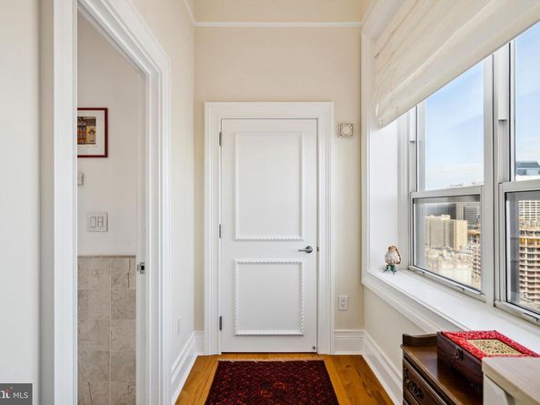 1425 Locust Street 33A, Philadelphia PA 19102