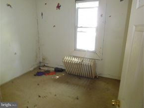 7252 Grays Avenue, Philadelphia PA 19142