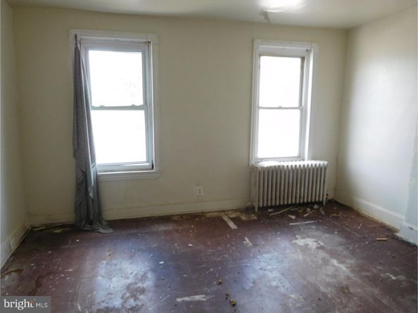 7252 Grays Avenue, Philadelphia PA 19142