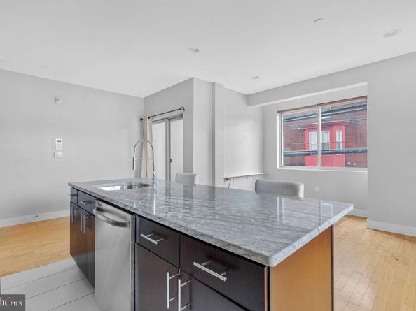 900 N 16TH Street 2, Philadelphia PA 19130