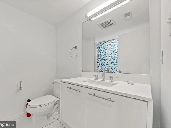 2538 W Girard Avenue A, Philadelphia PA 19130