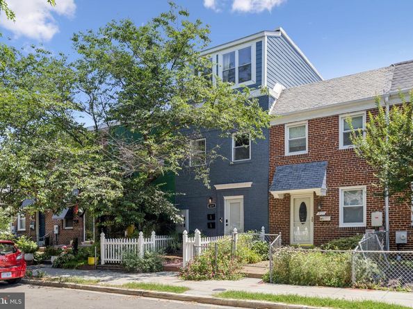 429 20TH Street NE 1, Washington DC 20002