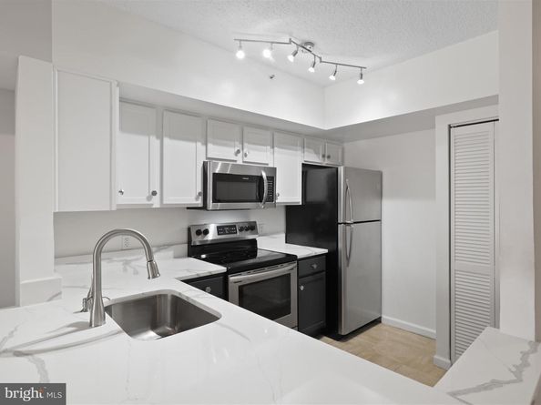 1001 N Vermont Street 910, Arlington VA 22201