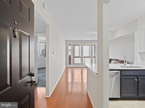 1001 N Vermont Street 910, Arlington VA 22201