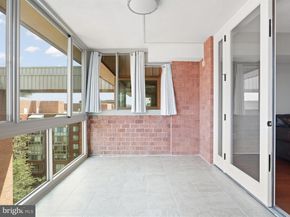 1001 N Vermont Street 910, Arlington VA 22201