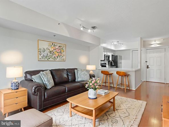1001 N Vermont Street 910, Arlington VA 22201