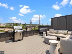 4523 Riverside Way, Philadelphia PA 19127