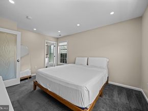 2124 W Reserve Drive, Philadelphia PA 19145