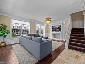 2124 W Reserve Drive, Philadelphia PA 19145