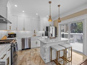 2124 W Reserve Drive, Philadelphia PA 19145