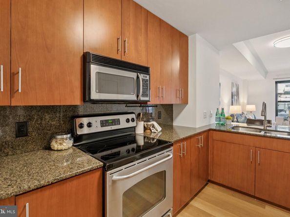 910 M Street NW 202, Washington DC 20001