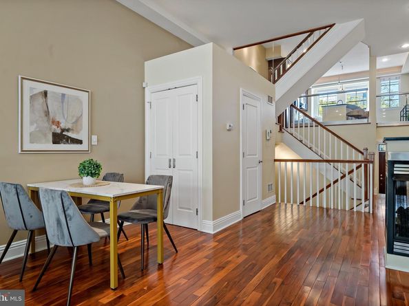 666 N 15TH Street, Philadelphia PA 19130