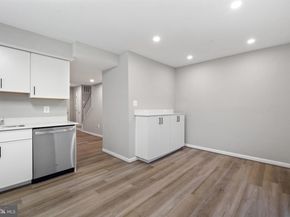 415 Argus Place, Sterling VA 20164