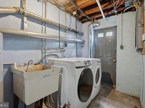 354 Dawson Street, Philadelphia PA 19128