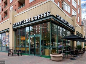1109 N Vernon Street, Arlington VA 22201