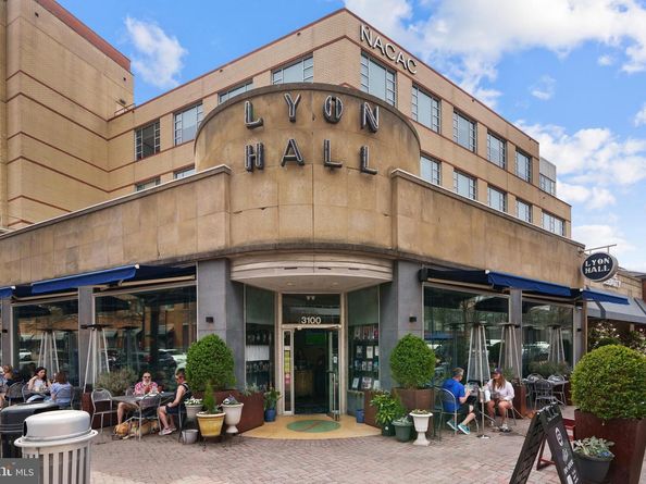 1109 N Vernon Street, Arlington VA 22201