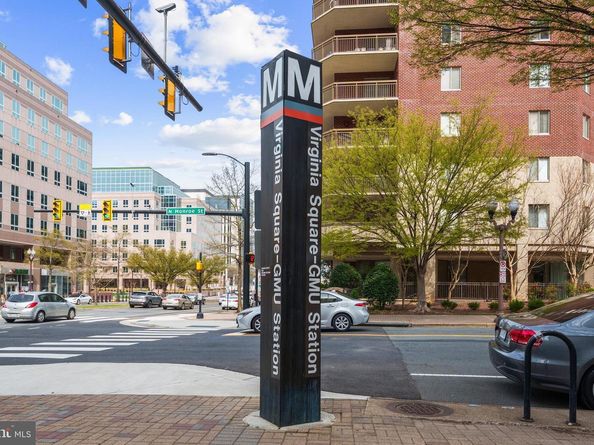 1109 N Vernon Street, Arlington VA 22201