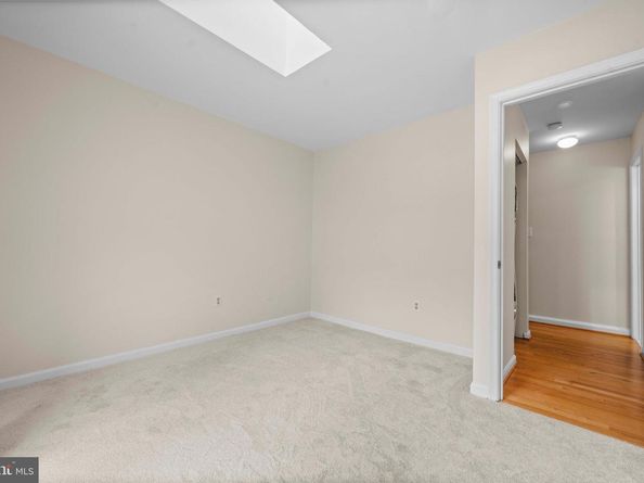 1109 N Vernon Street, Arlington VA 22201