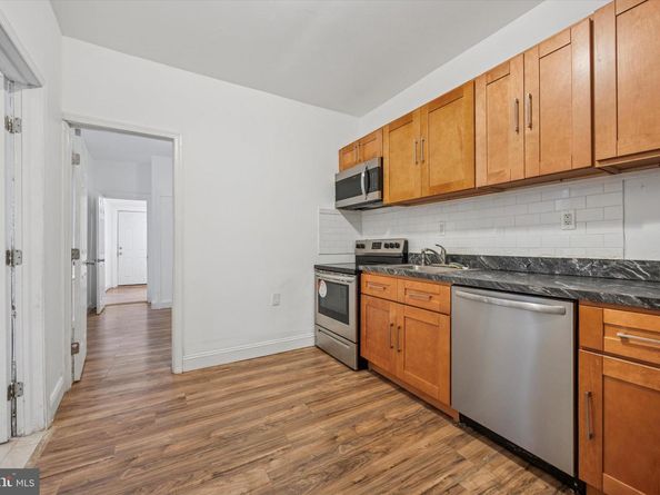 617 S 61st Street, Philadelphia PA 19143