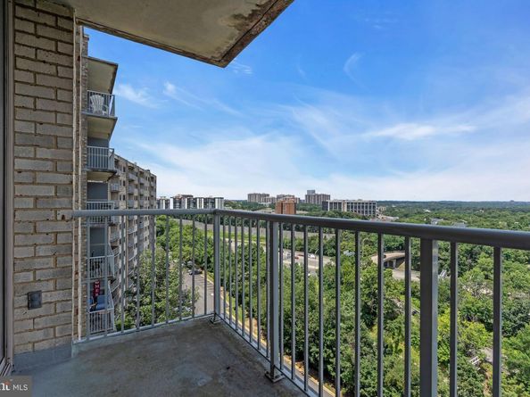 2500 N Van Dorn Street 1409, Alexandria VA 22302