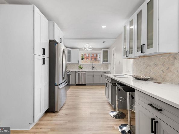 1150 S 6TH Street, Philadelphia PA 19147