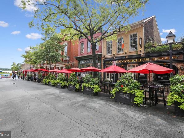 210 Gibbon Street, Alexandria VA 22314