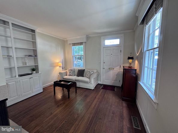210 Gibbon Street, Alexandria VA 22314