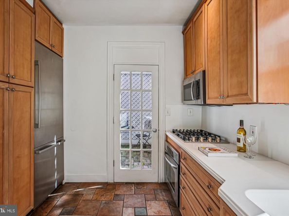 210 Gibbon Street, Alexandria VA 22314