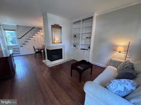 210 Gibbon Street, Alexandria VA 22314