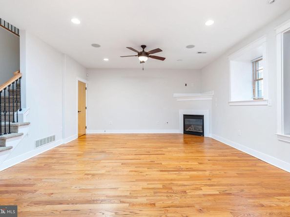 4557 Manayunk Avenue, Philadelphia PA 19128