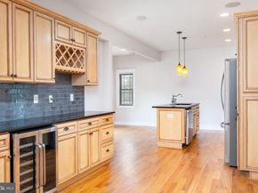 4557 Manayunk Avenue, Philadelphia PA 19128