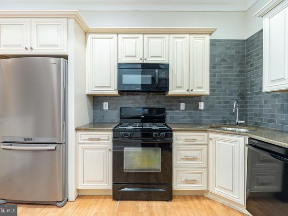 4557 Manayunk Avenue, Philadelphia PA 19128
