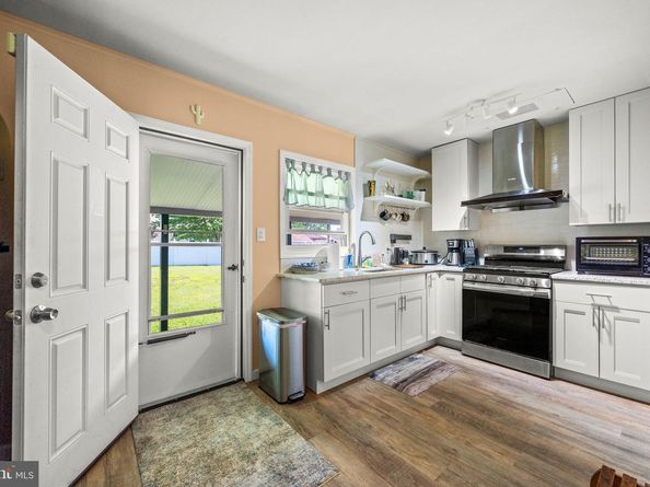 248 N Oxford Valley Road, Fairless Hills PA 19030