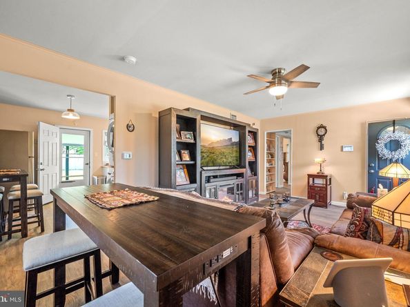 248 N Oxford Valley Road, Fairless Hills PA 19030