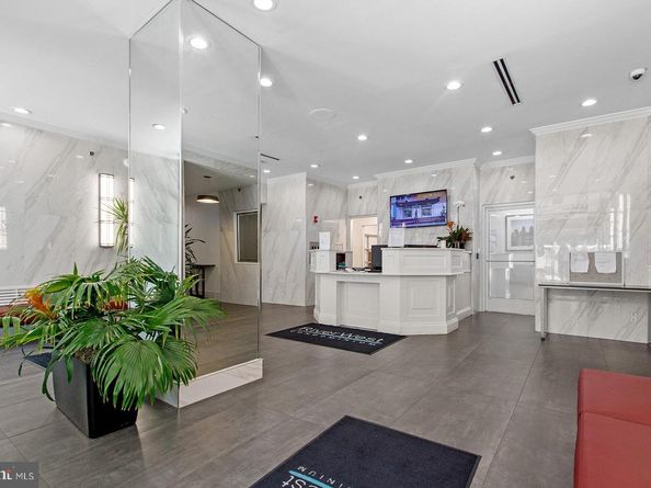2101 Chestnut Street 1801, Philadelphia PA 19103