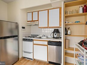 2101 Chestnut Street 1801, Philadelphia PA 19103