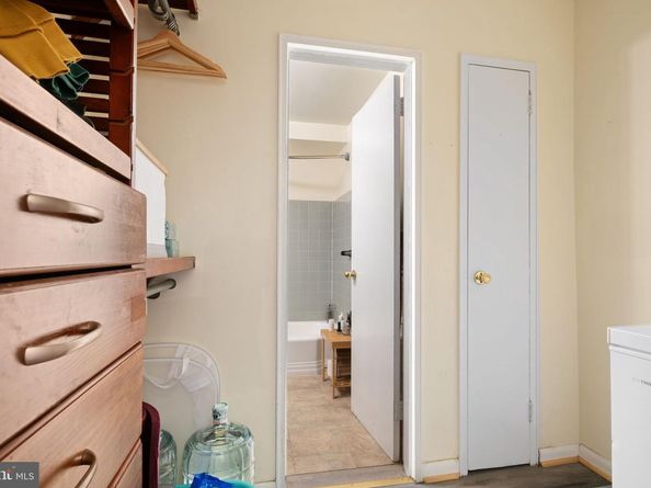 2101 Chestnut Street 1801, Philadelphia PA 19103