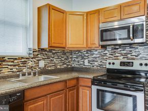 4031 Green Street, Philadelphia PA 19104