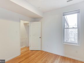 4031 Green Street, Philadelphia PA 19104