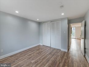 100 E Glenolden Avenue R9, Glenolden PA 19036