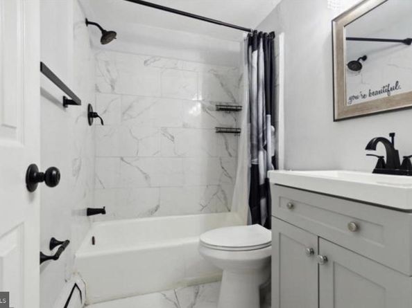 100 E Glenolden Avenue R9, Glenolden PA 19036