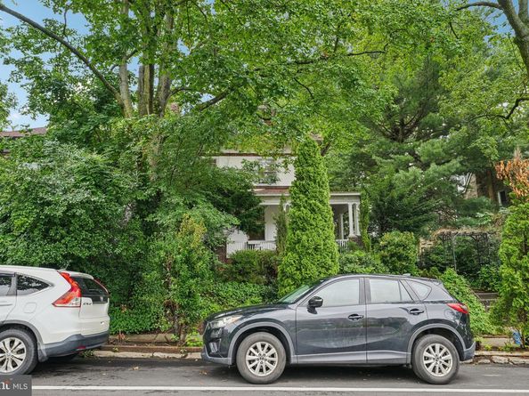 614 E Vernon Road, Philadelphia PA 19119