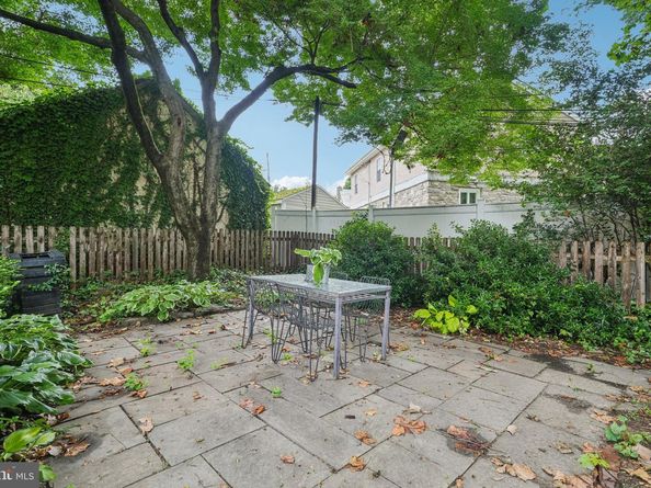 614 E Vernon Road, Philadelphia PA 19119